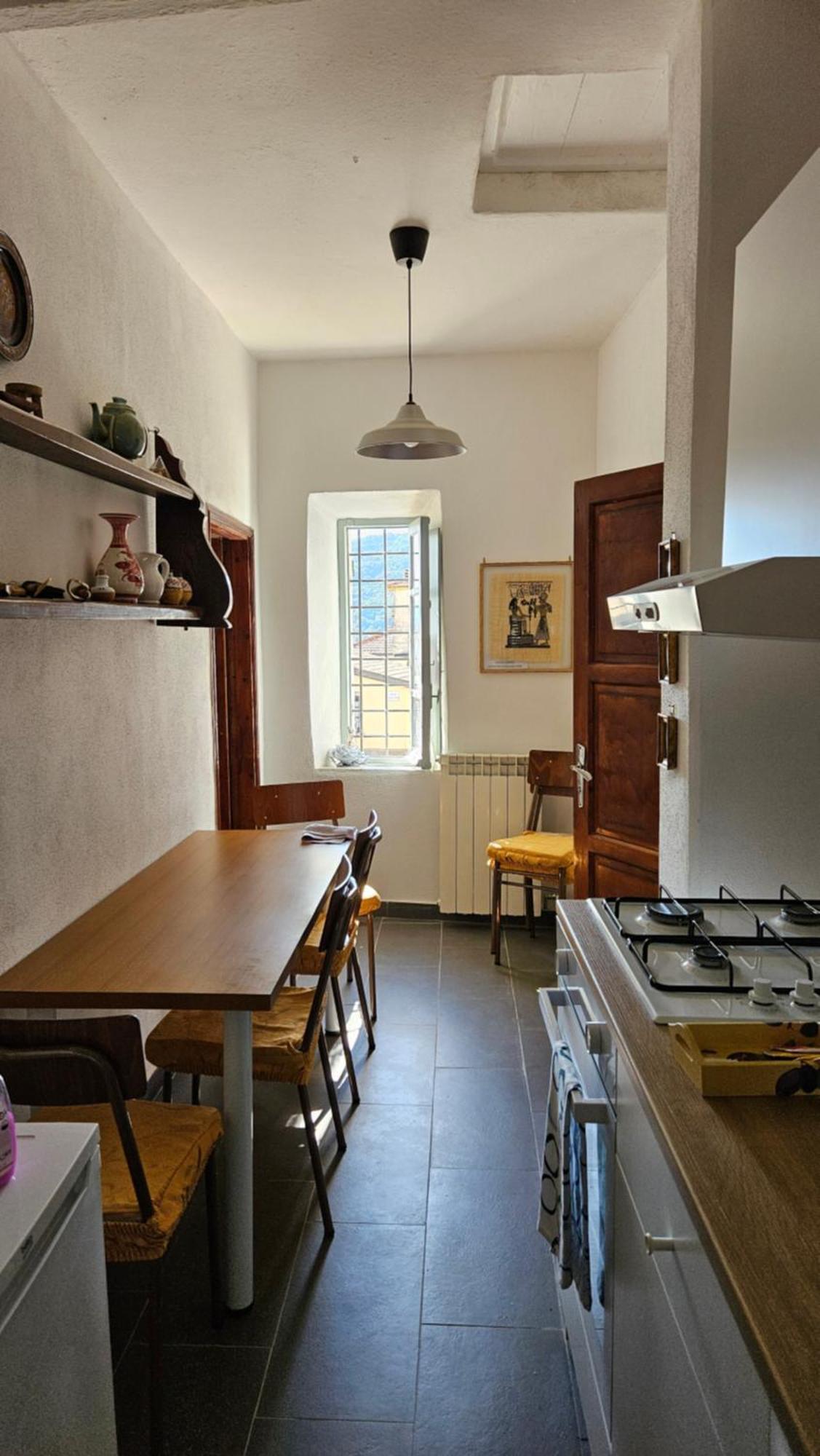 Appartamento Nel Borgo - Casa Del Pellegrino Sulla Via Francigena Aulla Buitenkant foto