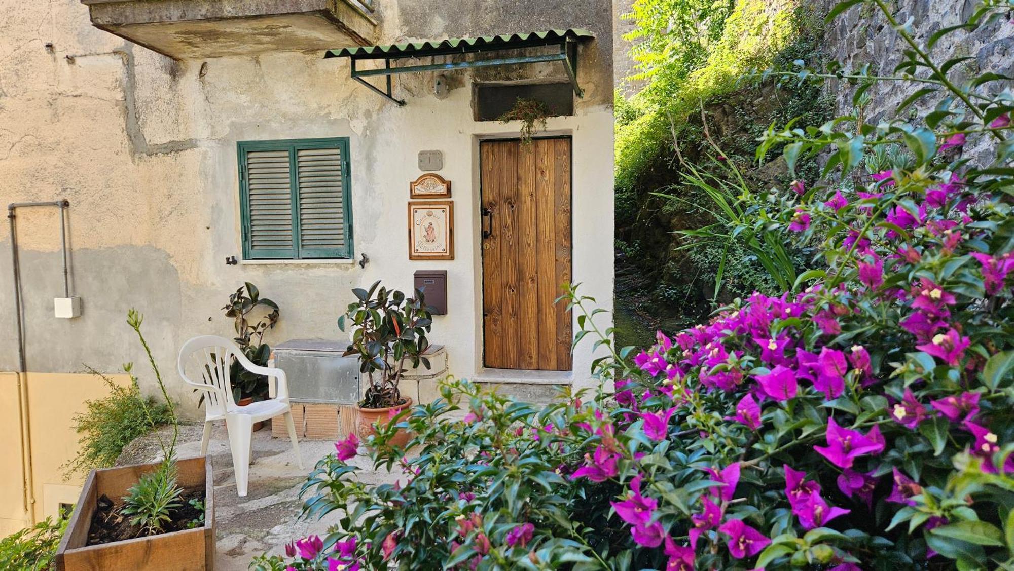 Appartamento Nel Borgo - Casa Del Pellegrino Sulla Via Francigena Aulla Buitenkant foto
